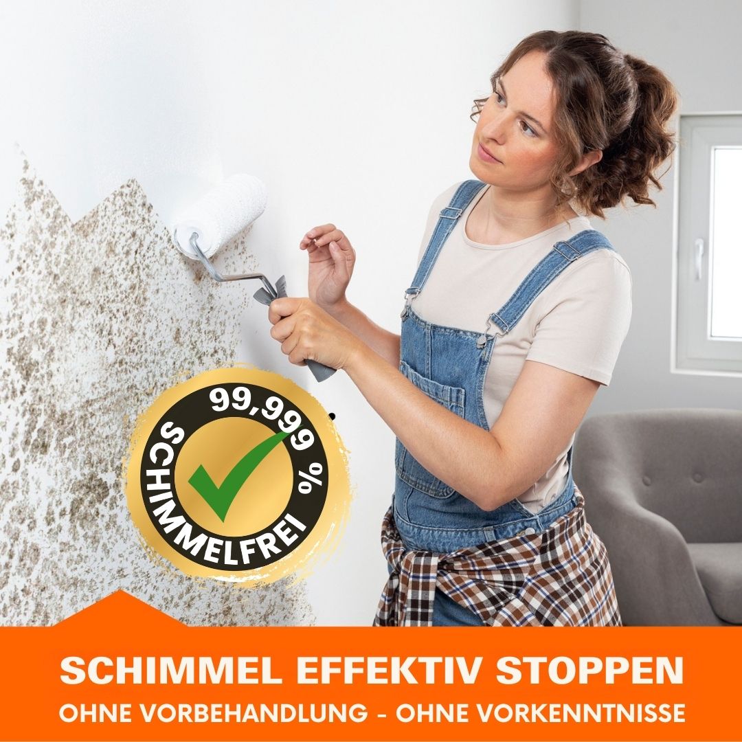 Frau streicht Wand mit Schimmelschock