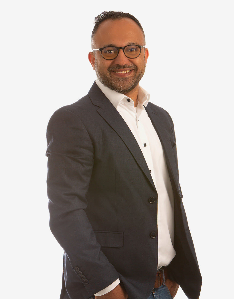 Salah Sayar, Geschäftsführer und Vertrieb